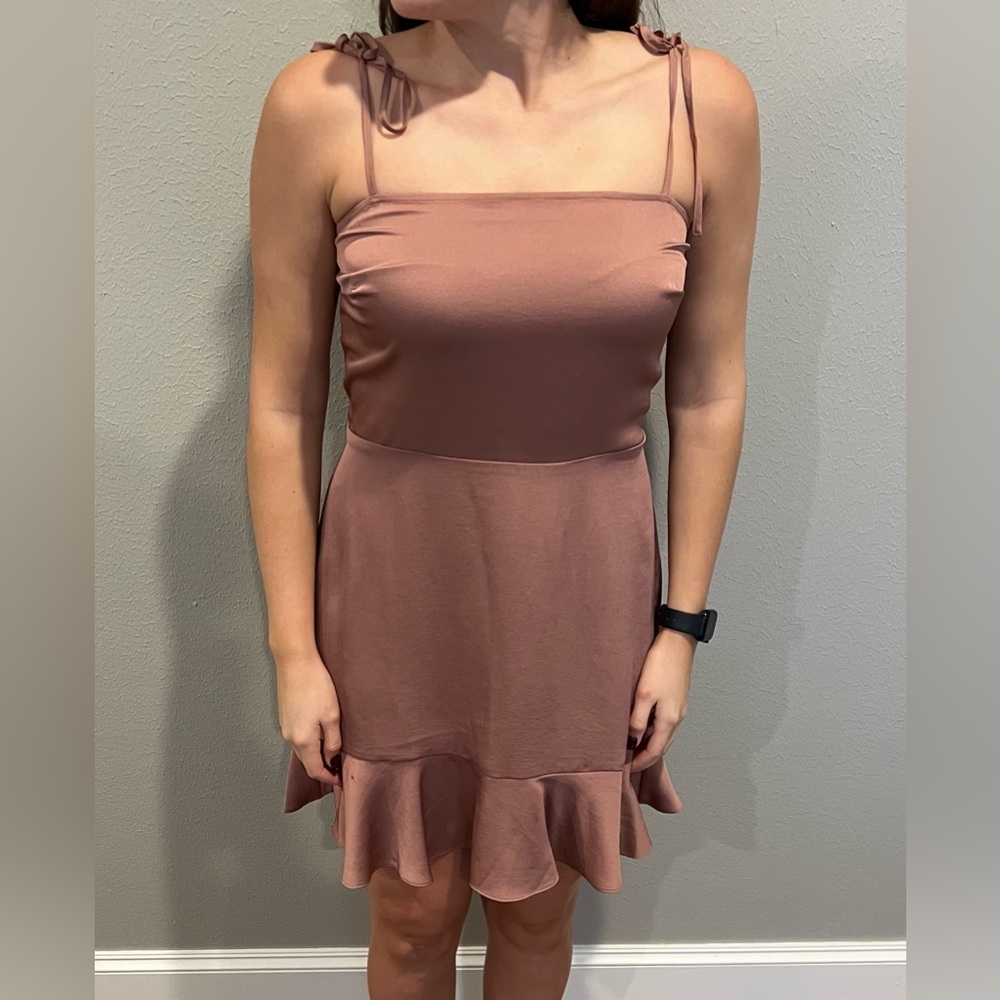 Express mini dress dusty pink
